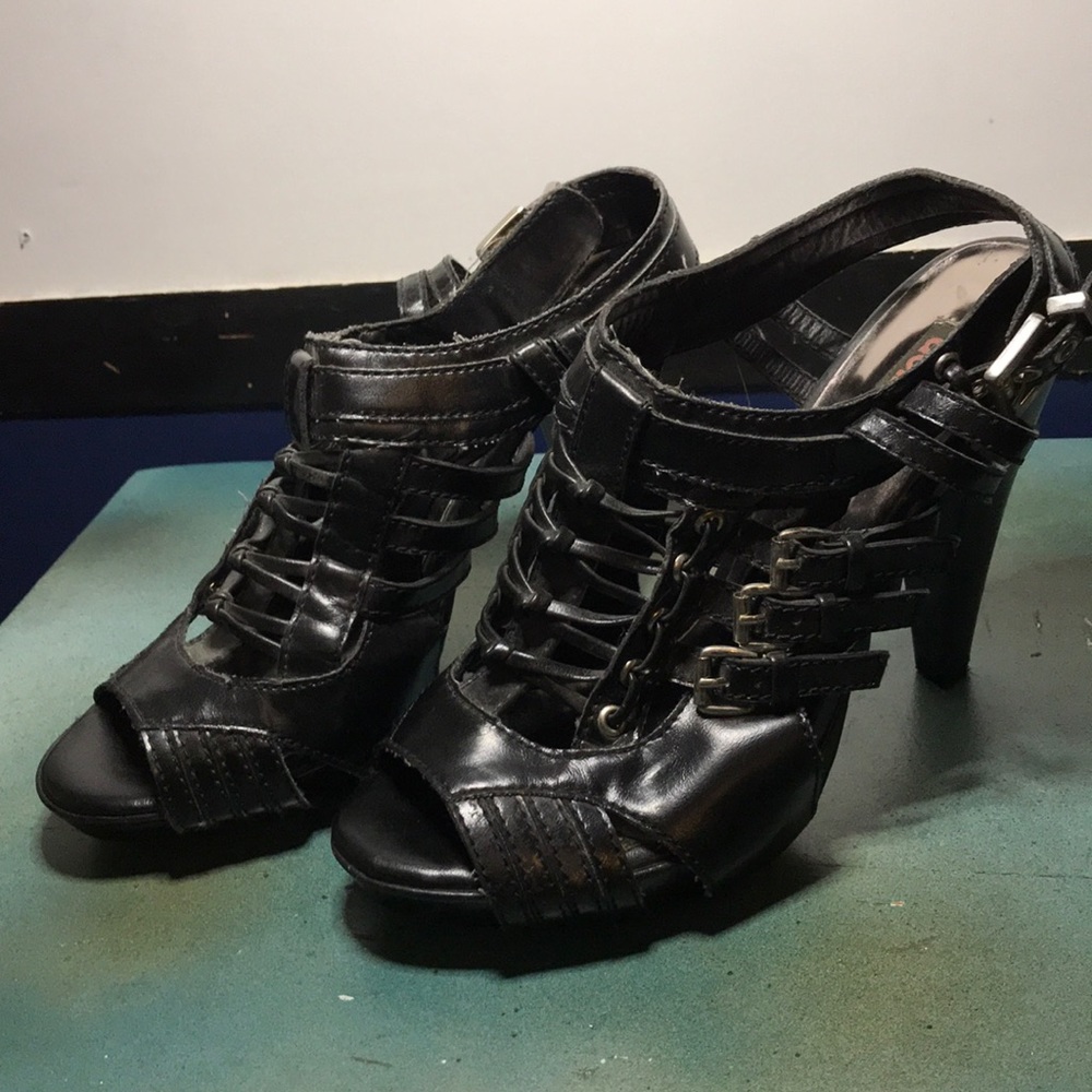 Dollhouse strappy heels. 4” high, size 7.5